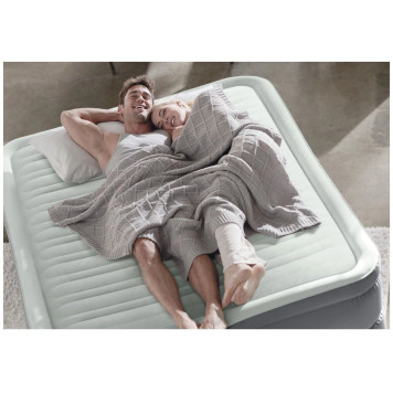 Двуспальная надувная кровать Intex Premium со встроенным электрическим насосом 64906 152х203х46 см-1