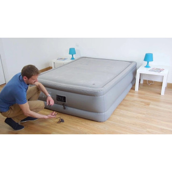 Двуспальная надувная кровать Intex со встроенным электрическим насосом 64414 203х152x46 см-2